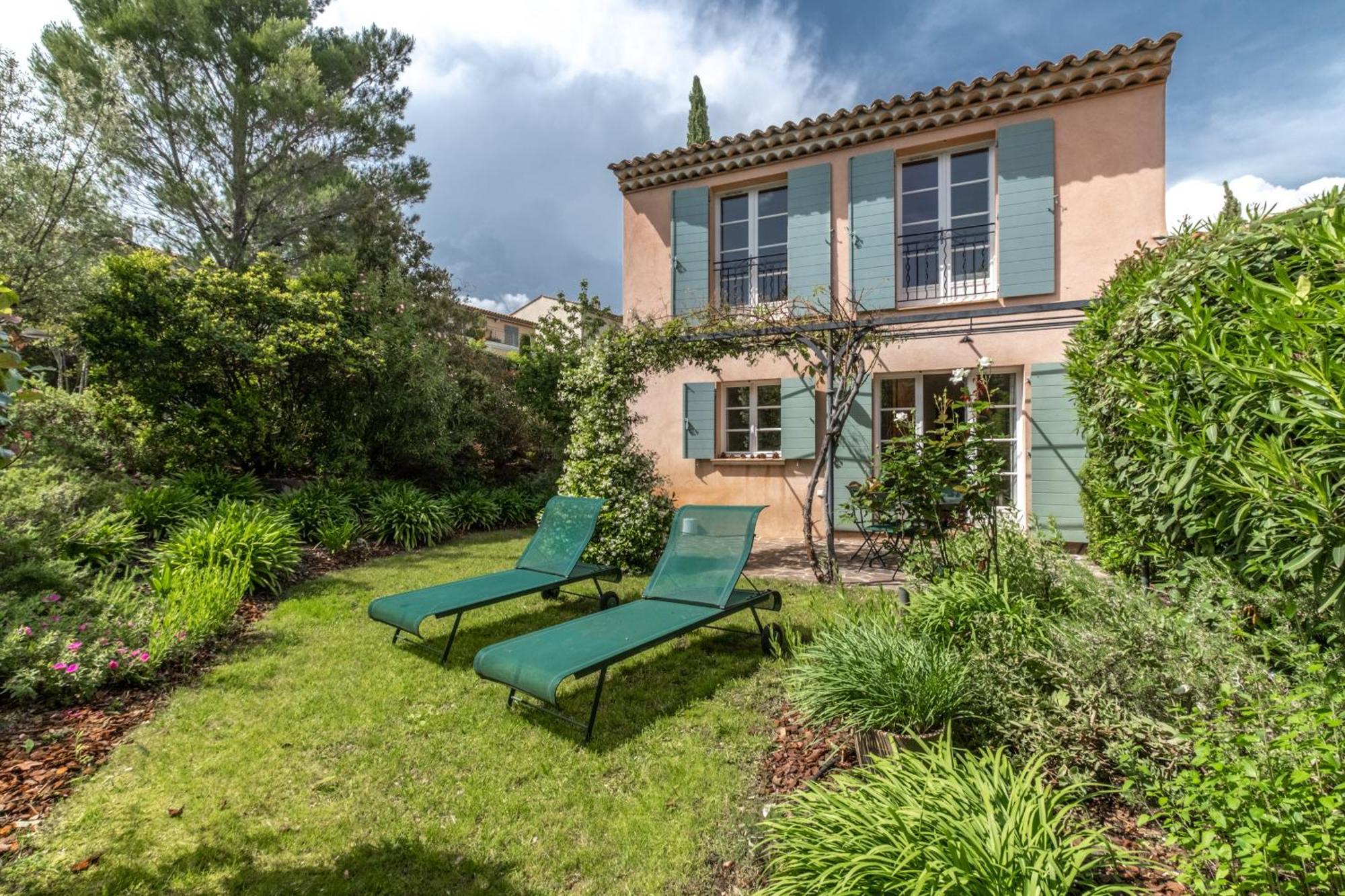 Les Appartements Et Maisons Du Domaine De Saint Endreol Golf & Spa Resort ลามอตต์ ภายนอก รูปภาพ